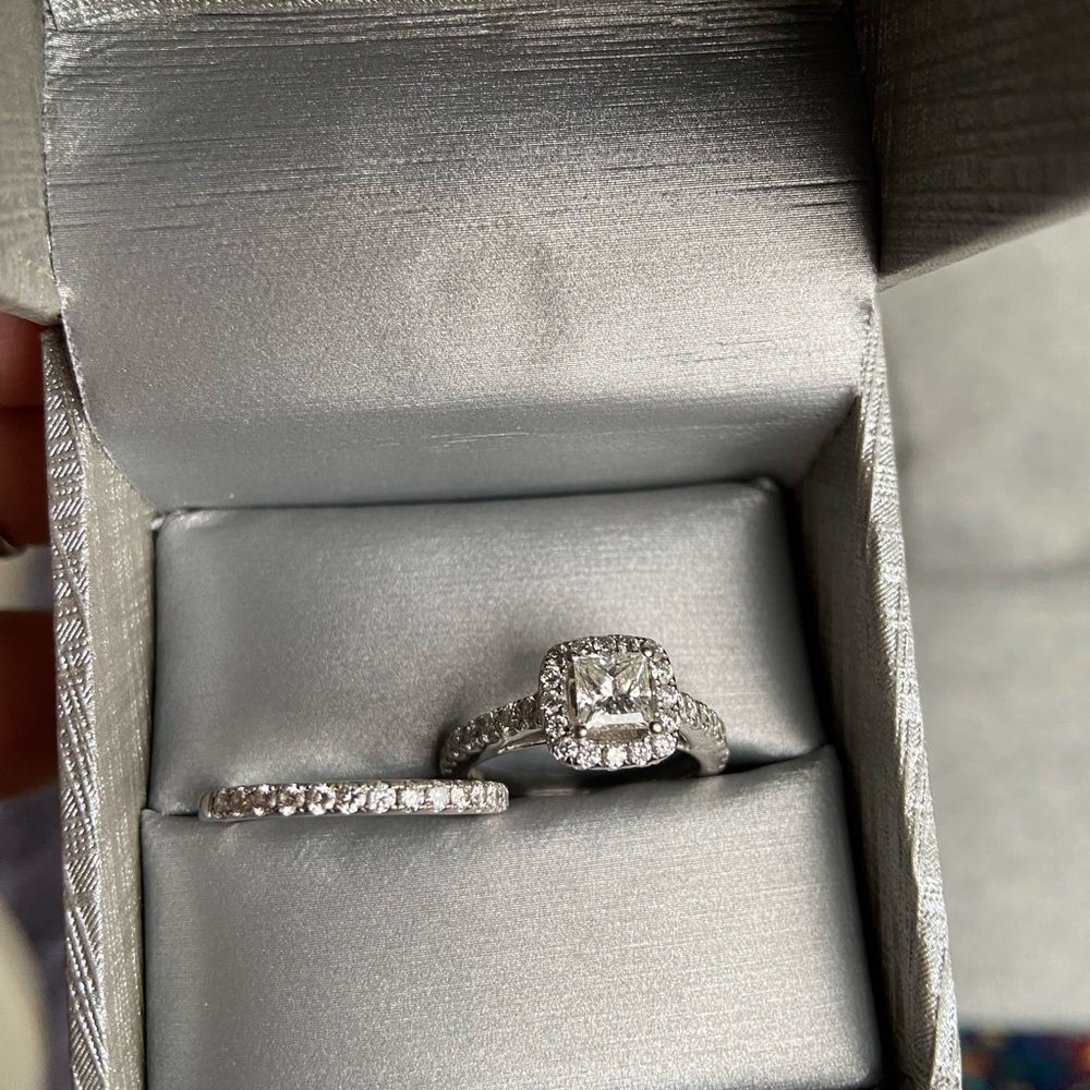 1.95 Diamond Ring Set designed by Vera Wang